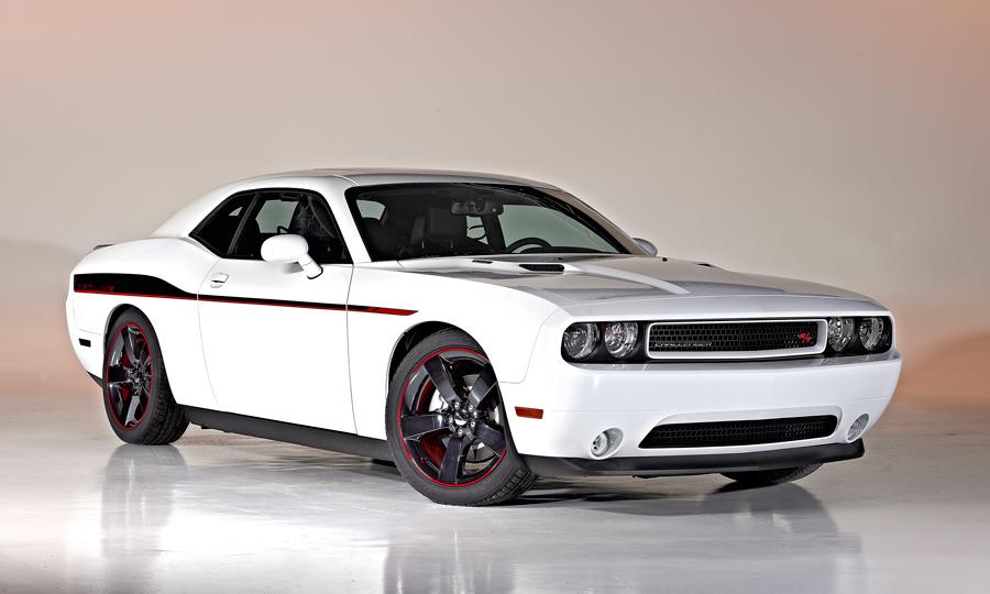 Chrysler’s New Supercharged Hellcat Engine Produces 640 BHP