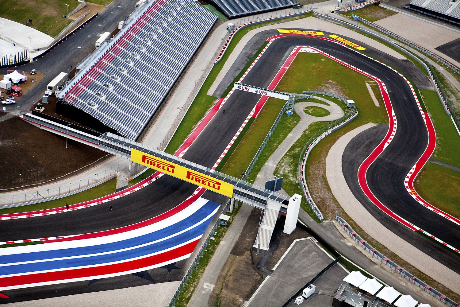 Incredible Photos of America’s First Formula One Raceway in Texas