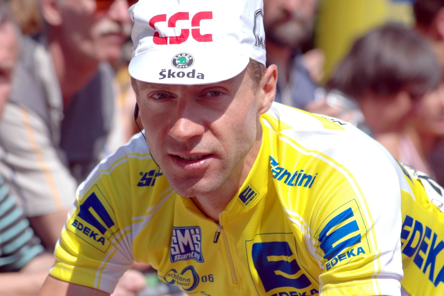 43-Year-Old German Cyclist Jens Voigt Breaks World Hour Record…. Then Promptly Retires On Top!