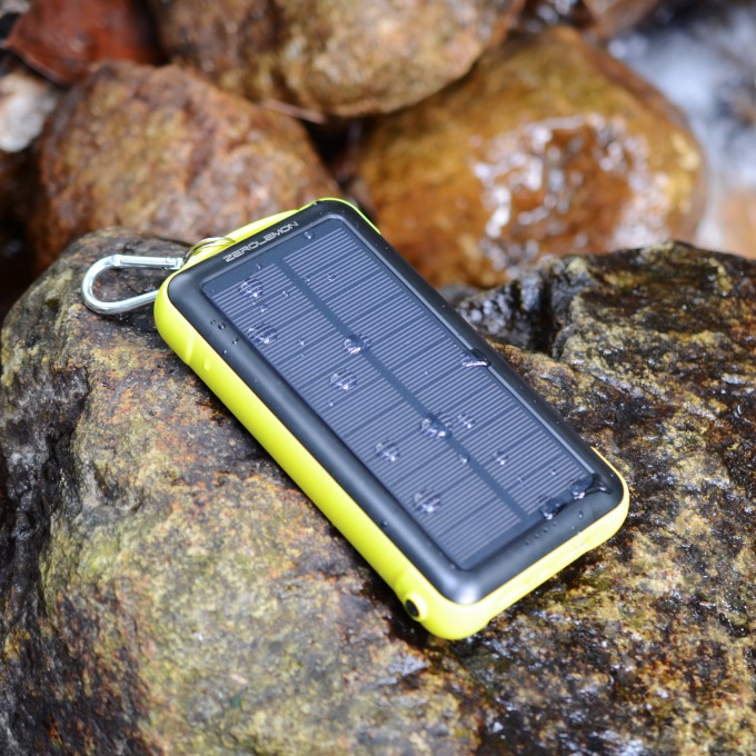 Stay Charged With The Rugged ZeroLemon SolarJuice 20,000mAh Battery Backup