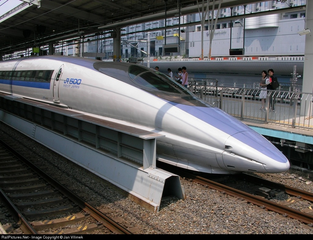 How the Japanese Run a Profitable, Sustainable Train System
