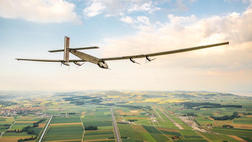Solar Impulse 2 Already Sets One Record on Journey From Oman to India