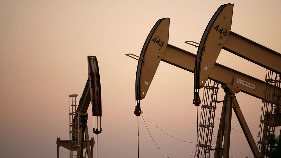 Low Global Oil Prices Could Last Decades, Stimulate Growth
