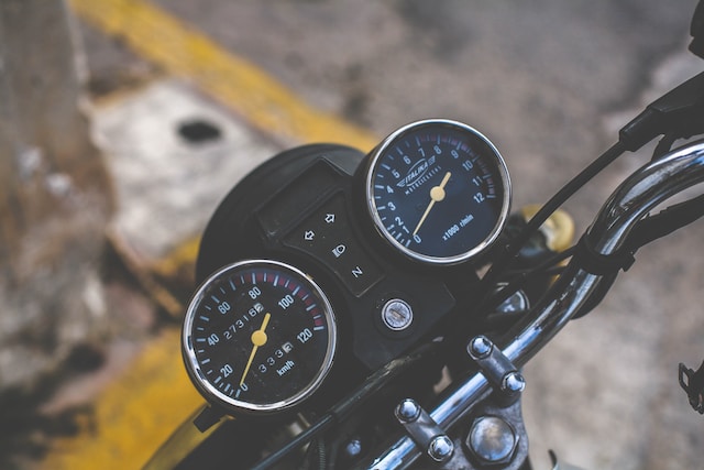 Water Powered Motorbike Gets 1,171 Miles Per Gallon! Is it Legit?