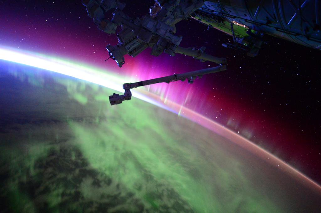 Astronaut Scott Kelly, Aboard the ISS, Tweets Stunning Video of the Aurora Borealis