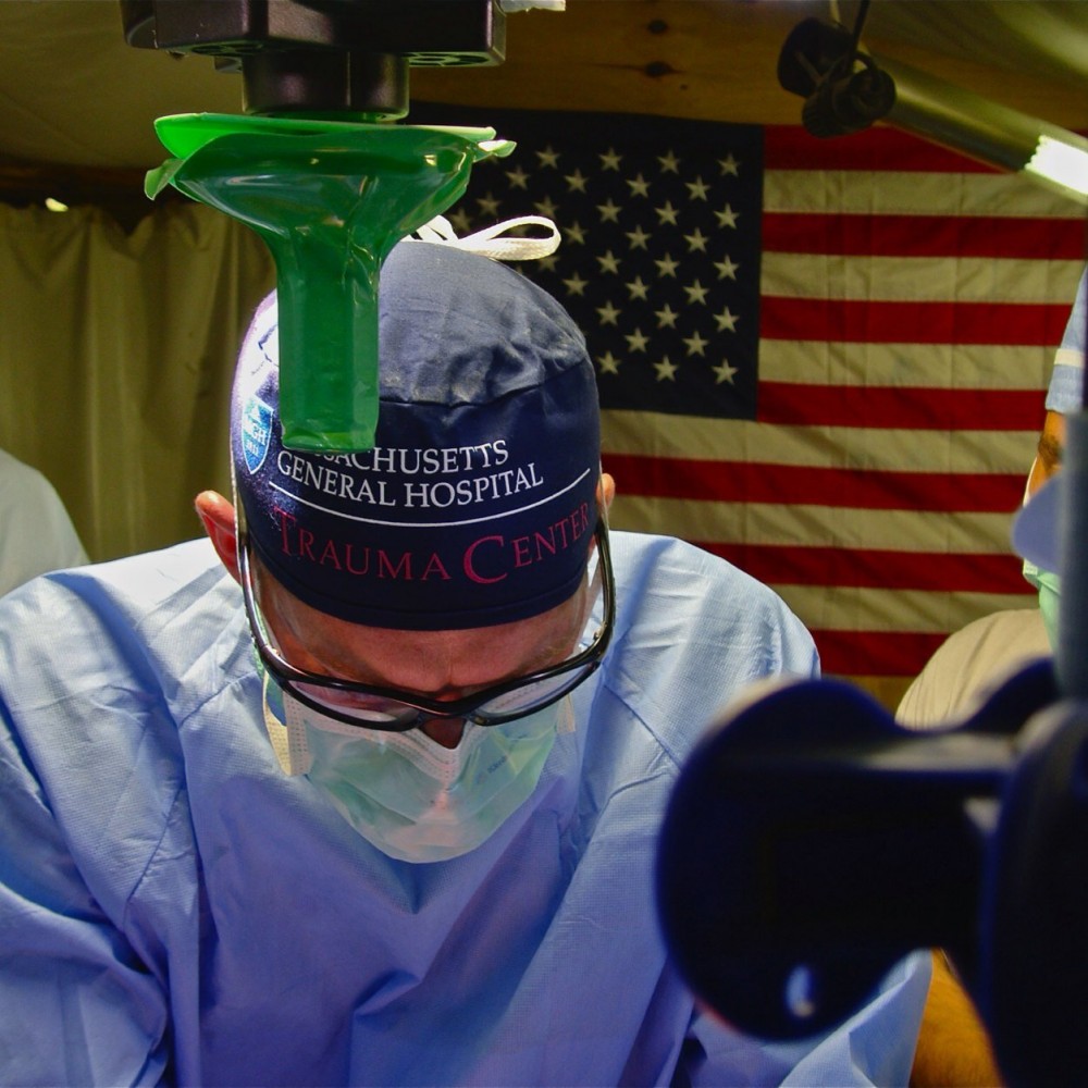 New Trauma Foam Stabilizes Critically Wounded Soldiers, Patients