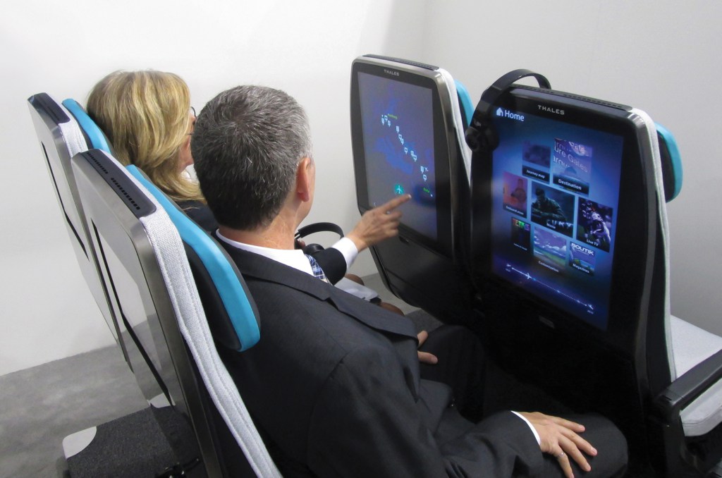 Huge Digital Sky Prototype Screens Aim to Make Your In-Flight Experience Entertaining