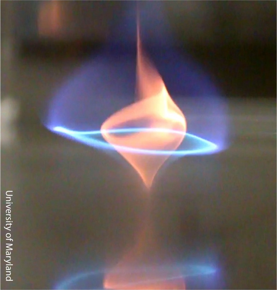 New “Fire Tornadoes” Could Reduce Global Emissions with Eco-Friendly Combustion