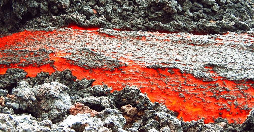 Iceland is Drilling the “Hottest Hole On Earth” to Generate Geothermal Energy From Magma