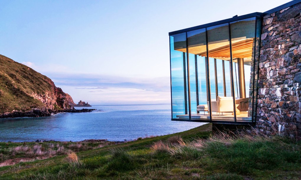 This Seascape Cottage Made From Locally-Sourced Materials is a Fascinating Nature Escape