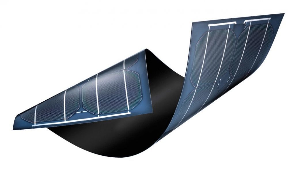 Hvis Instrument Erklæring These Ultra-Thin and Flexible Solar Panels Can Stick to Any Surface Like  Wallpaper - Industry Tap