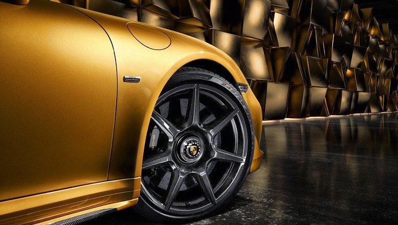 Porsche’s New $18K Carbon Fiber Wheels