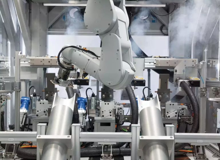 Daisy Is Apple’s New Recycling Robot Tasked With Taking Apart iPhones and Recovering Materials