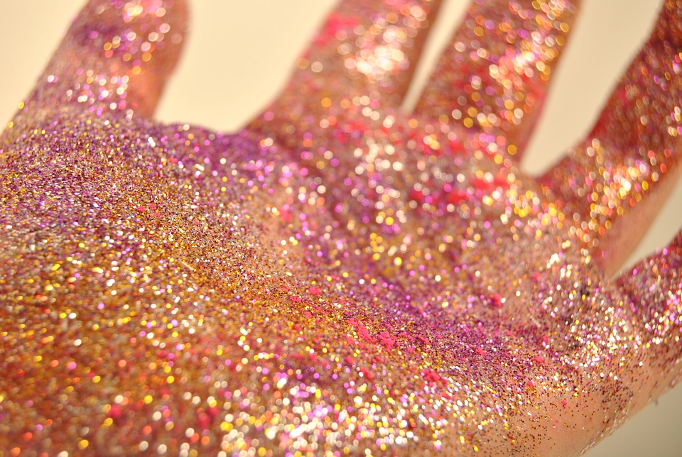 Scientists Call For an Entire Ban on GLITTER Considering Its Environmental Impact