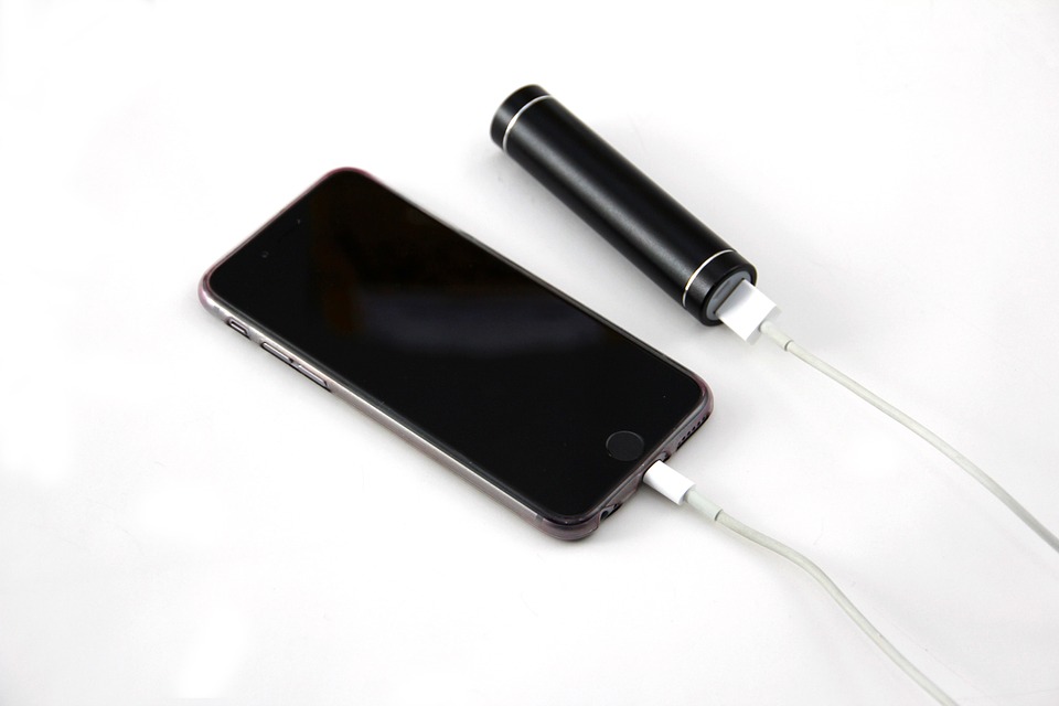 Scientists Create World’s Most Efficient Battery That Can Power A Smartphone For Five Days