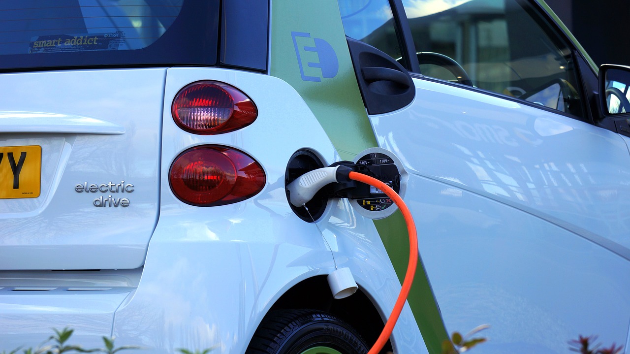 Everything you need to know about the government’s electric car grant