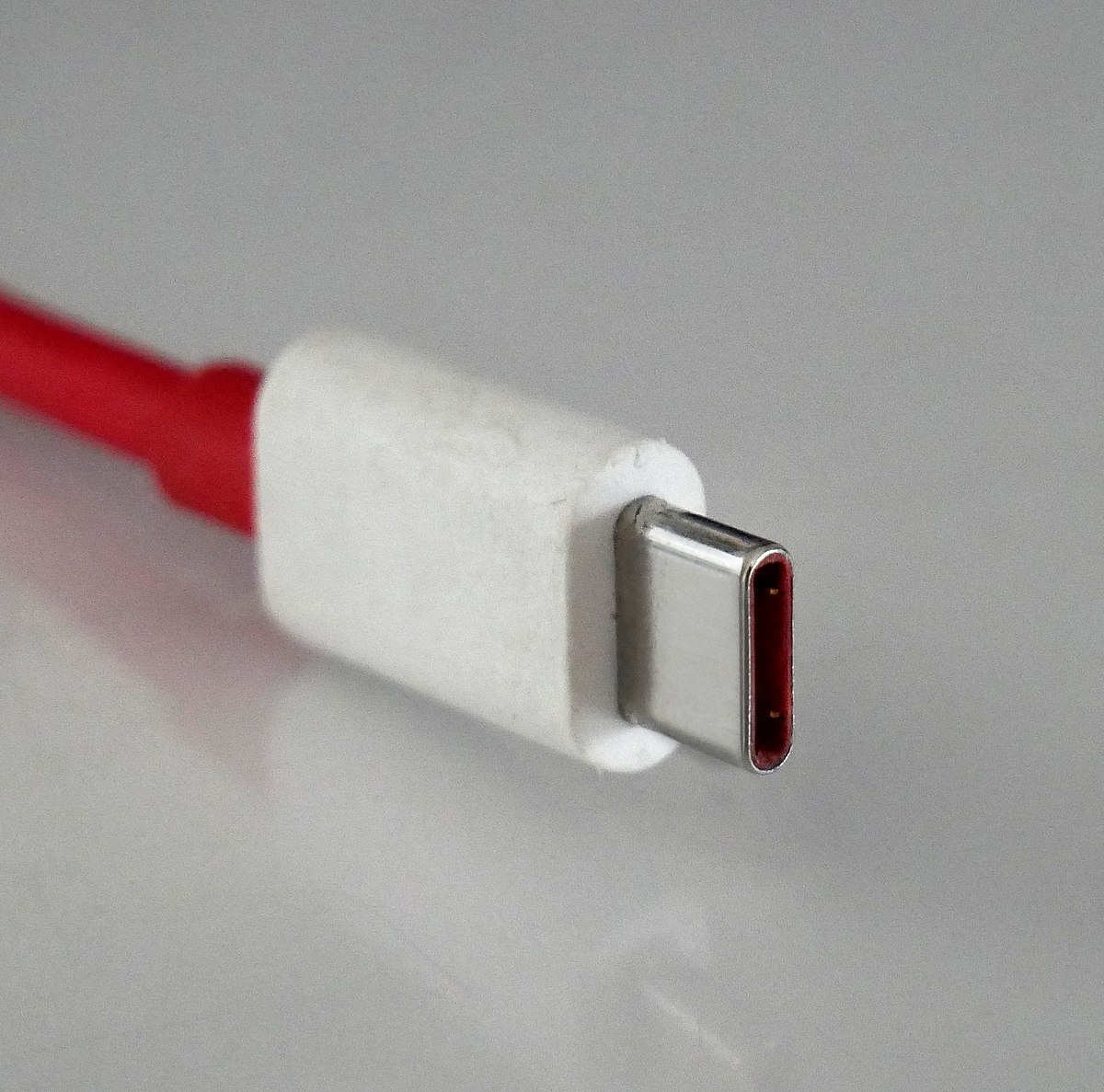 Apple Will Soon Give Up Resisting USB-C Chargers for iPhone