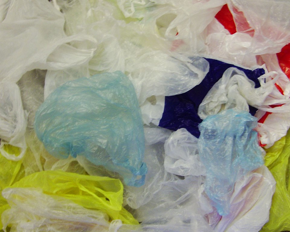 Japanese Machine Turns Plastic Bags Into Fuel