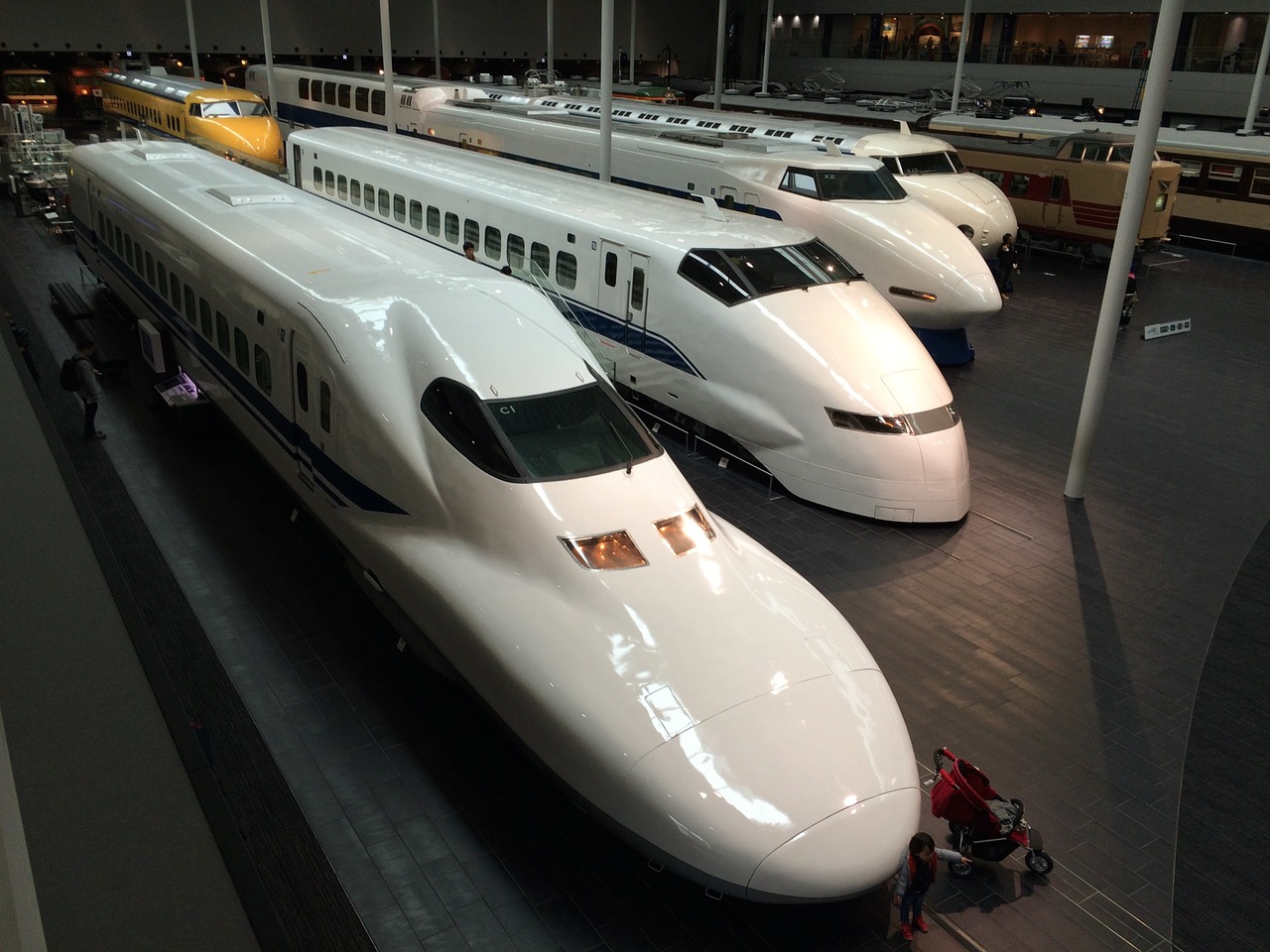 Chinese Bullet Trains to Be Equipped With Lift-Generating Winglets