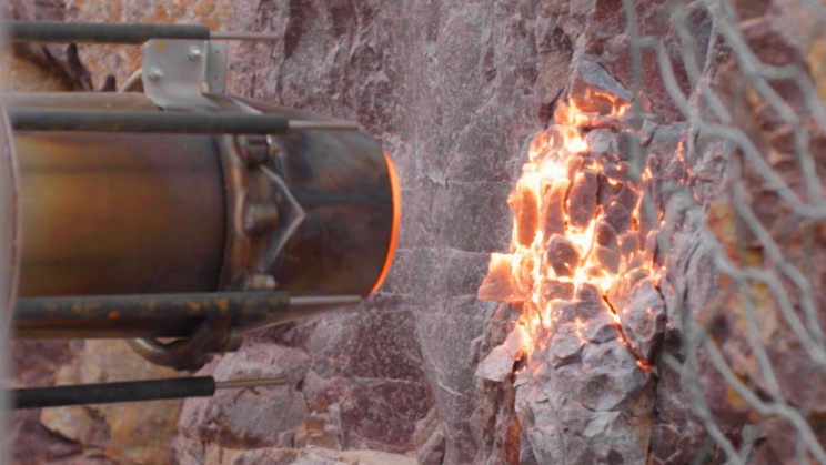 Amazing No-Contact Thermal Boring Machine Can Cut Through Un-Drillable Rocks