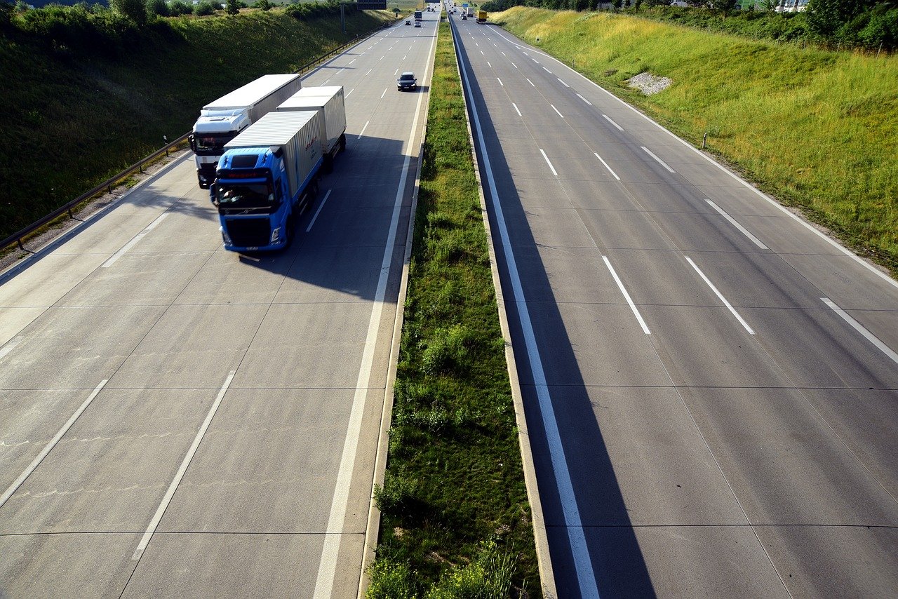 Why are Fleet Tracking Applications Really Important?