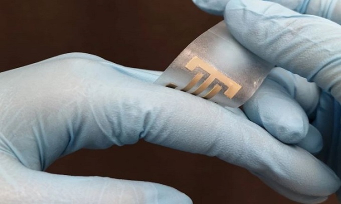 Electrified ePatch Bandage Kills Harmful Bacteria in the Wound