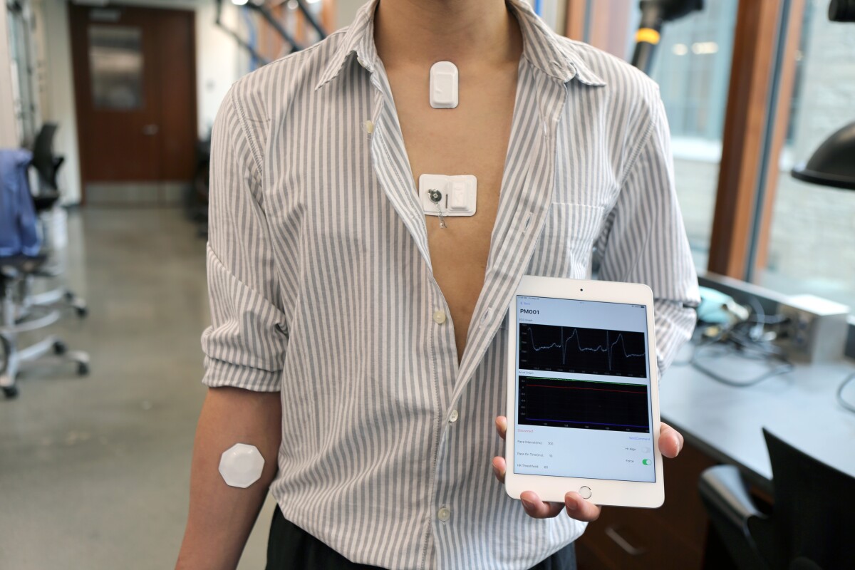 Smart, Dissolving Pacemaker Links Up With Wearables to Better Control the Heart