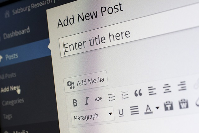 How to Use a Small Text Generator for Effective Blog Posting
