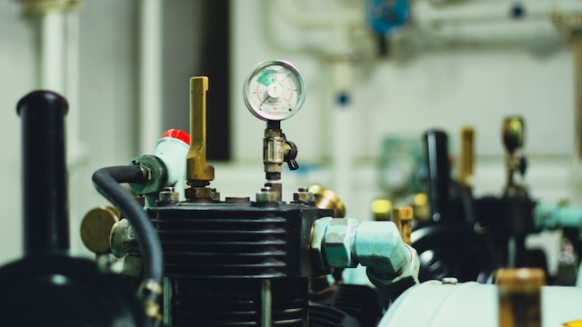 Compressed for Success: Why Your Business Needs Commercial Air Compressor Services