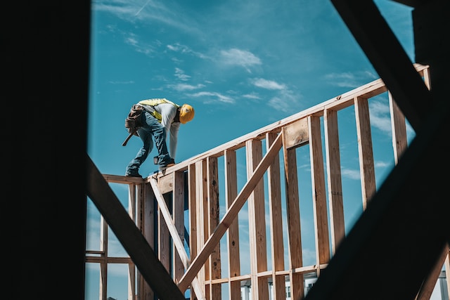 How Easy Is It to Start a Construction Business?
