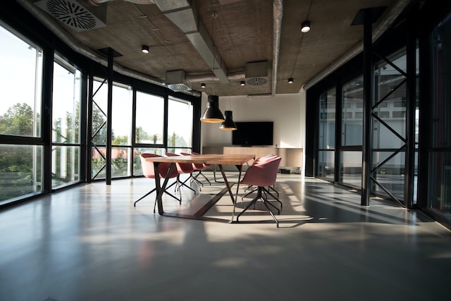 Modernize Your Office Space with Premium Glass Rejuvenations