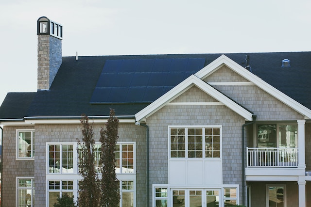 The Practical Guide to Solar Integration in Home Design