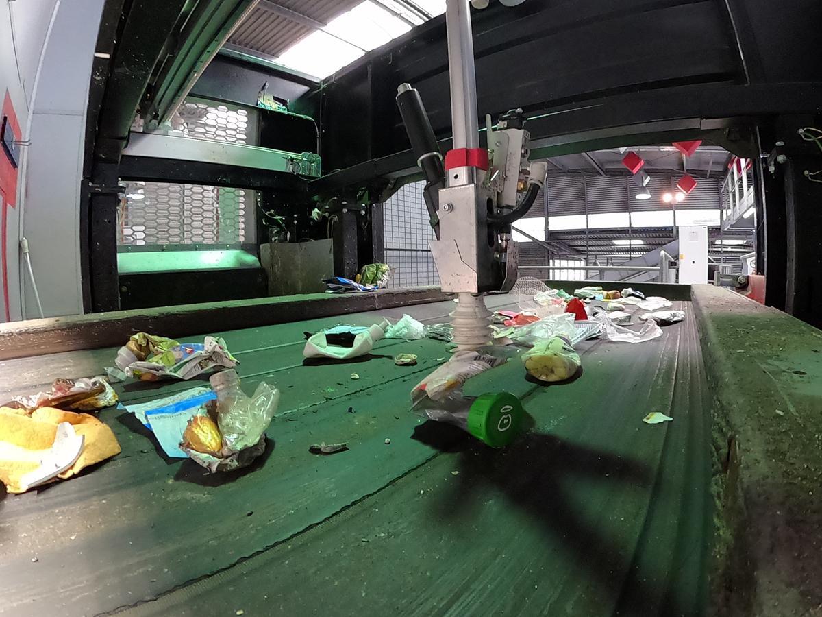 ZenRobotics: New Generation of Waste Sorting Robots